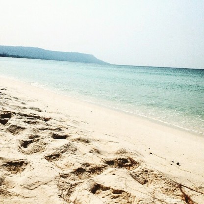 white sand beach in Cambodgia aka paradise