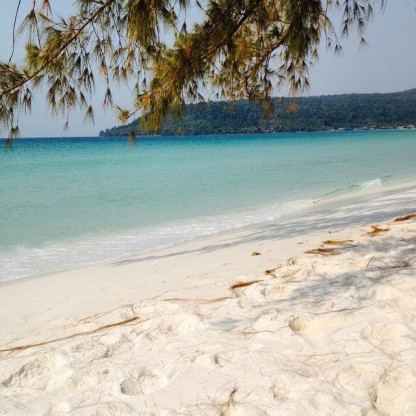 white sand beach in Cambodgia aka paradise