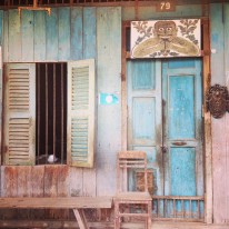 Just a window in Kampot - Cambodgia